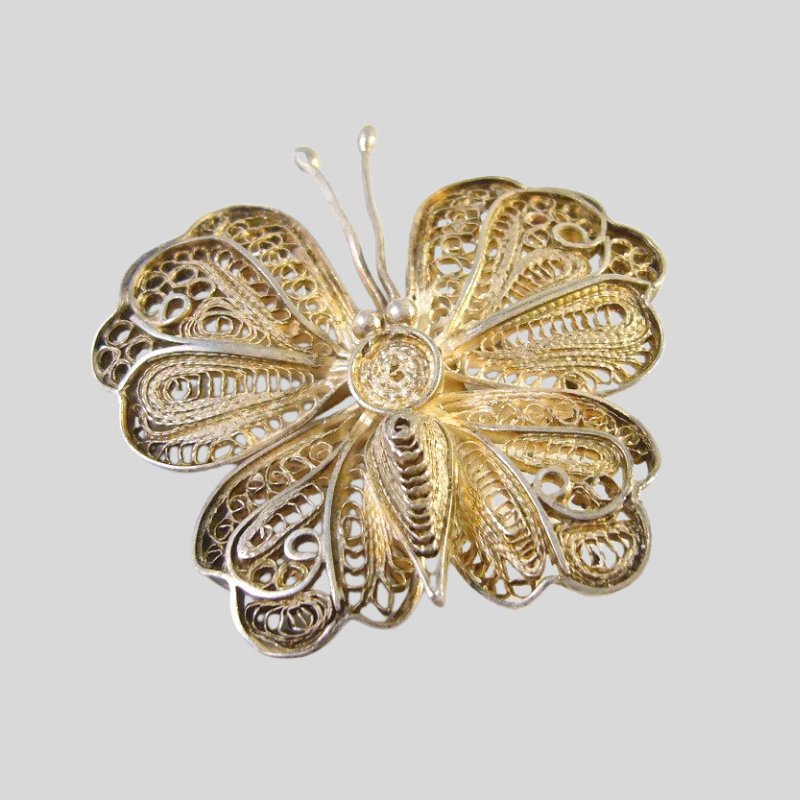 Fabulous Last Minute Christmas Gifts - antique butterfly brooch